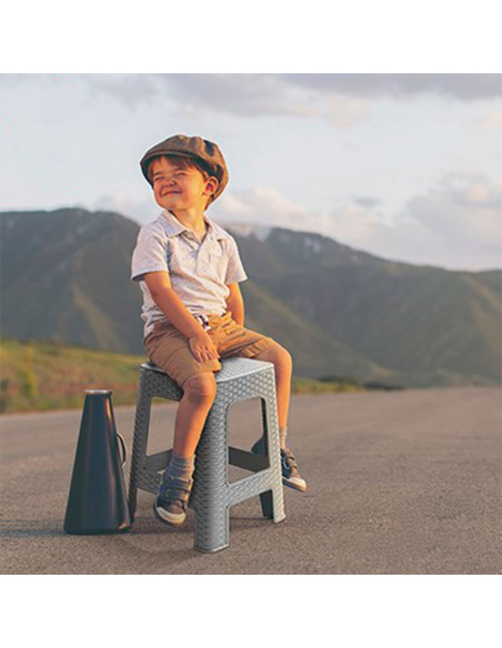 Tradineur - Taburete de plástico con asa Rattan, asiento de 28 x 28 cm, imitación de mimbre, banqueta multiusos, cocina, salón (