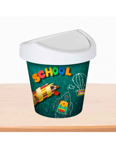 Mini papelera redonda con tapa giratoria de plástico con diseño de colegio. Oficina, escritorio, estudio. 17 x 16 cm